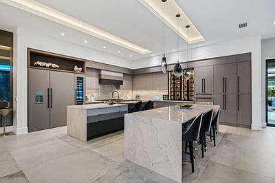 Luxury Villa Photo #25
