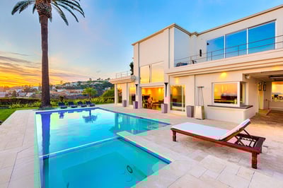 Luxury Villa Photo #3