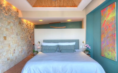 Luxury Villa Photo #16