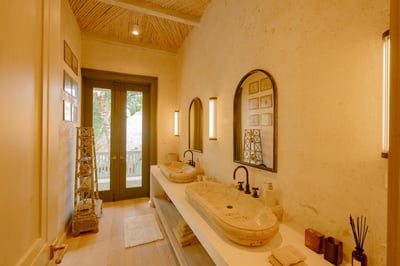 Luxury Villa Photo #51