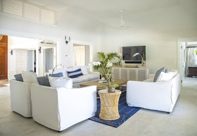 Luxury Villa Photo #23