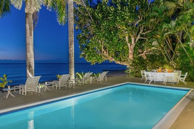 Luxury Villa Photo #7