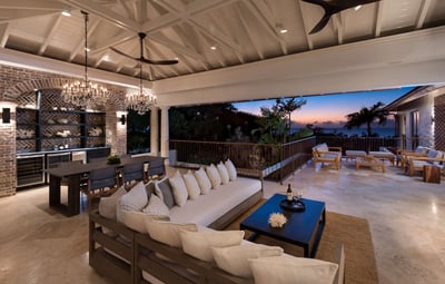 Luxury Villa Photo #11