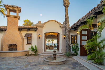 Luxury Villa Photo #41