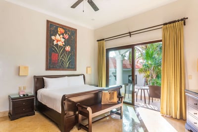 Luxury Villa Photo #51