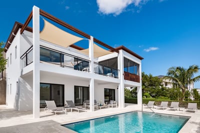 Luxury Villa Photo #5