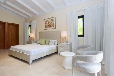 Casa Ottanta - 5-Bed Family Villa, Pool & Jacuzzi