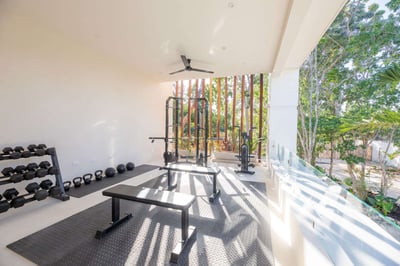 Luxury Villa Photo #35