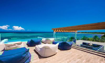 Luxury Villa Photo #4