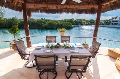 Luxury Villa Photo #17