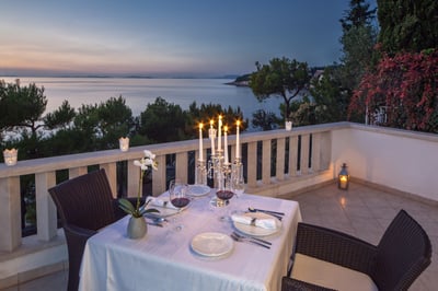 Luxury Villa Photo #16