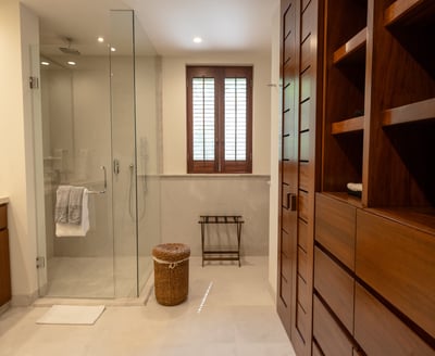 Luxury Villa Photo #22