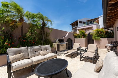 Luxury Villa Photo #5