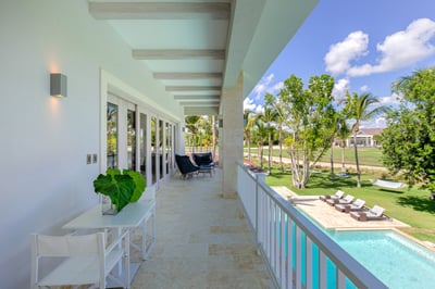 Luxury Villa Photo #8