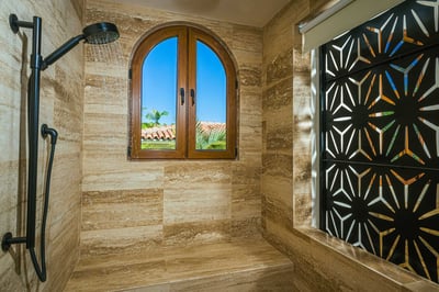 Luxury Villa Photo #22