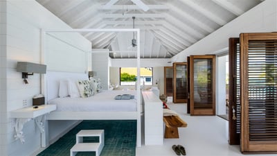 Luxury Villa Photo #43