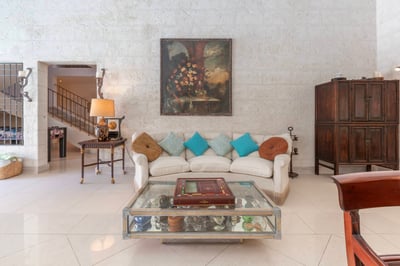 Luxury Villa Photo #21