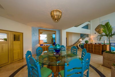 Luxury Villa Photo #34
