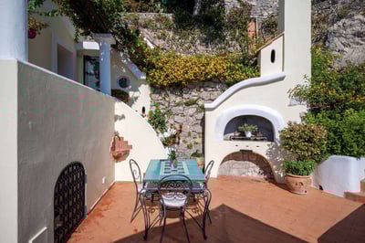 Luxury Villa Photo #9