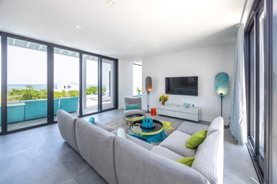 Luxury Villa Photo #17