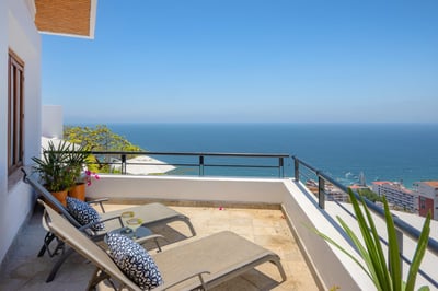 Luxury Villa Photo #29