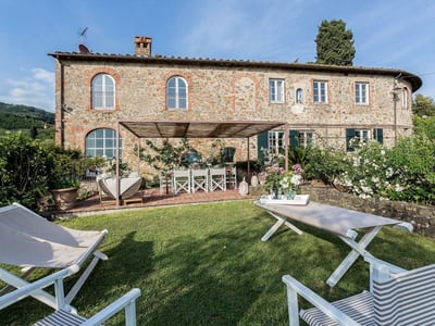 Luxury Villa Photo #10