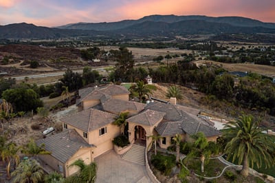 Luxury Villa Photo #20
