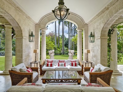 Luxury Villa Photo #8