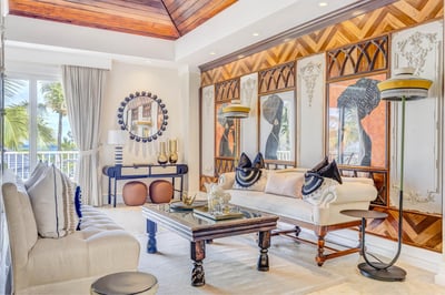 Luxury Villa Photo #18