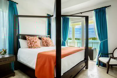 Luxury Villa Photo #19