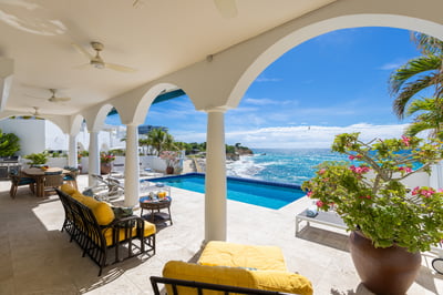 Luxury Villa Photo #7