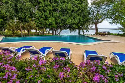 Luxury Villa Photo #2
