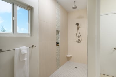 Luxury Villa Photo #21