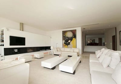 Luxury Villa Photo #24