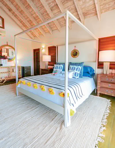 Luxury Villa Photo #22