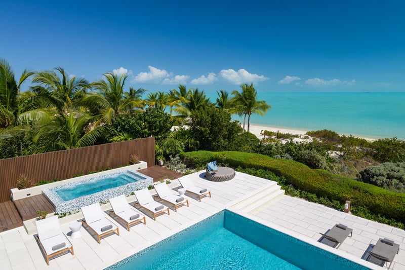 Clevelander Villa