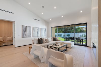 Luxury Villa Photo #10