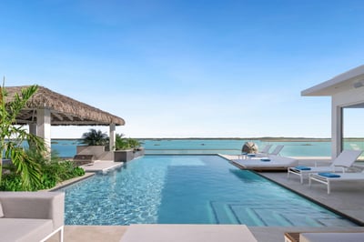 Luxury Villa Photo #10