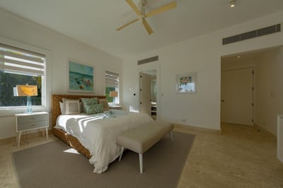 Arrecife 39 - Spacious 5BR villa near beach & golf