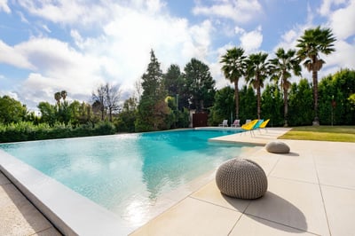 Luxury Villa Photo #7