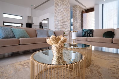 Luxury Villa Photo #9