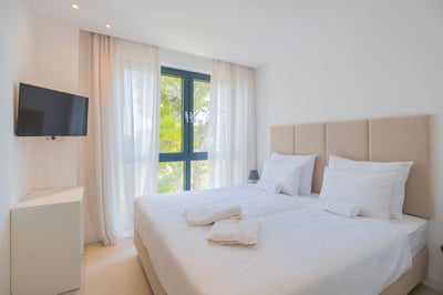 Luxury Villa Photo #36