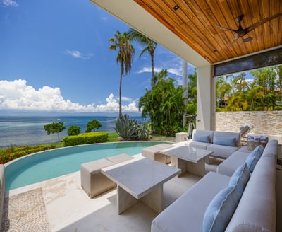 Luxury Villa Photo #9