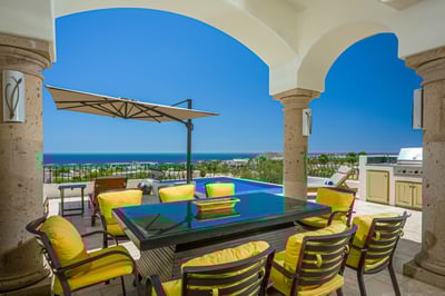 Luxury Villa Photo #18