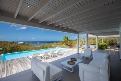 Luxury Villa Photo #8