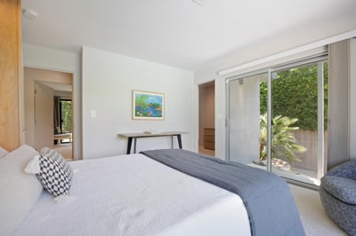 Luxury Villa Photo #25