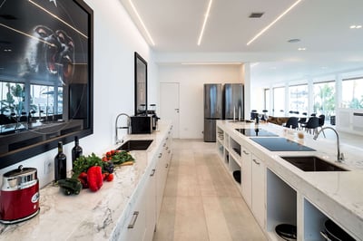 Luxury Villa Photo #15