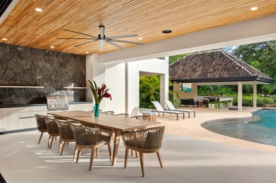 Main House Outdoor Dining Areaaa