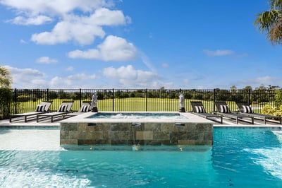 Luxury Villa Photo #4