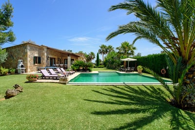 Luxury Villa Photo #5